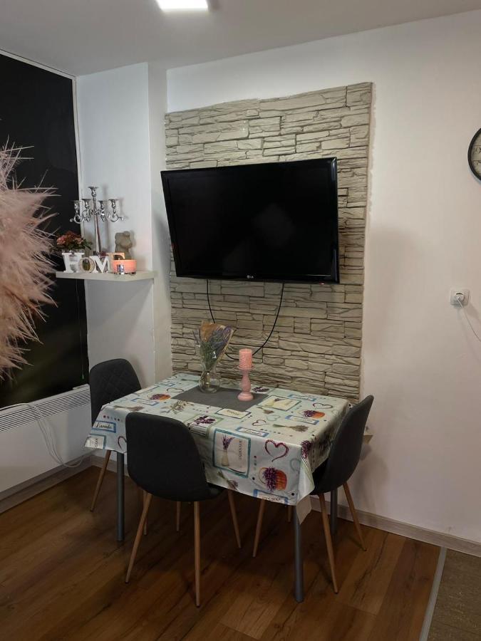 Cozy 1B Apartment Vera-self check in Zagreb Exterior foto